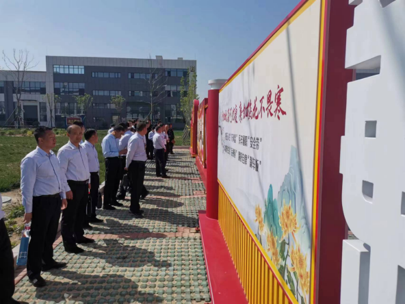 1720594589226605.png 交通工程公司黨建品牌創(chuàng)建工作經(jīng)驗(yàn)做法被國(guó)家重點(diǎn)新聞網(wǎng)站宣傳報(bào)道650.png